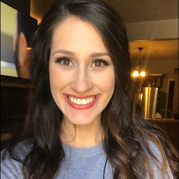 Meet your Posher, Rilee - Picture 1 of 1